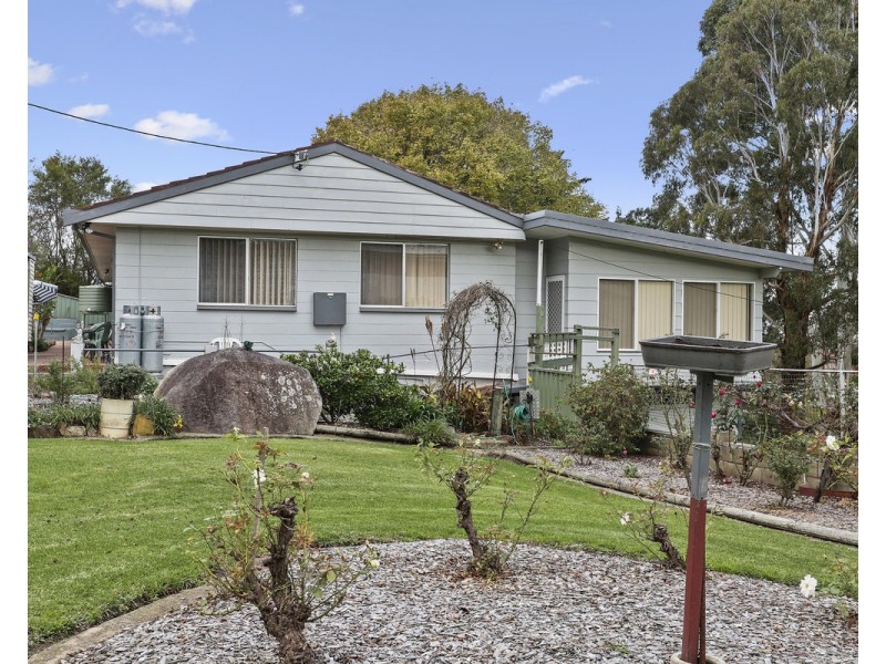 22 Manning Street, Bega NSW 2550