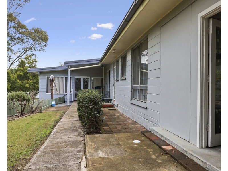 22 Manning Street, Bega NSW 2550