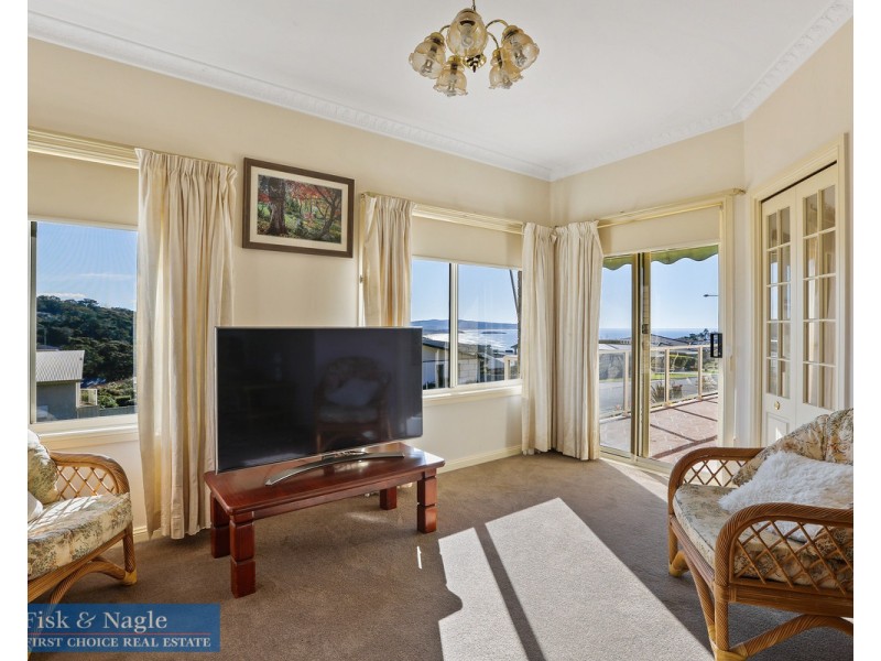 4 Bournda Circuit, Tura Beach NSW 2548