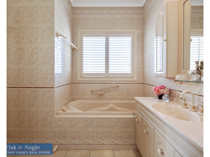 4 Bournda Circuit, Tura Beach NSW 2548