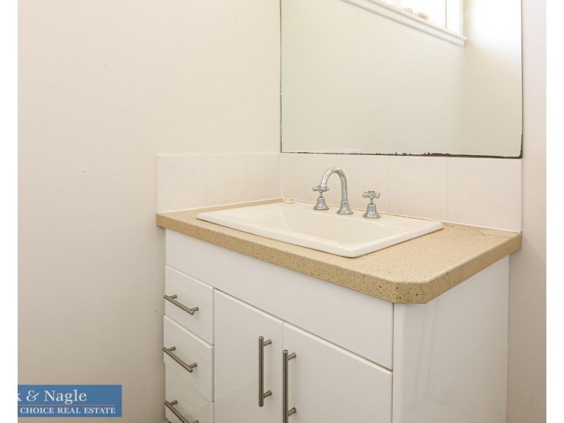 98 Rawlinson Street, Bega NSW 2550