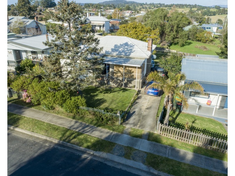 98 Rawlinson Street, Bega NSW 2550