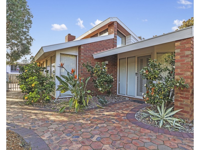4a Surf Circle, Tura Beach NSW 2548