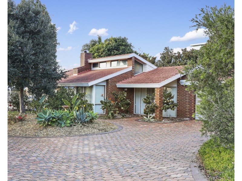 4a Surf Circle, Tura Beach NSW 2548