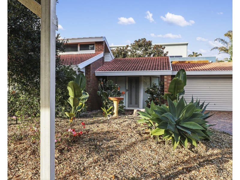 4a Surf Circle, Tura Beach NSW 2548