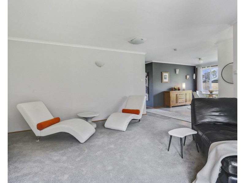 5 Miners Close, Bega NSW 2550