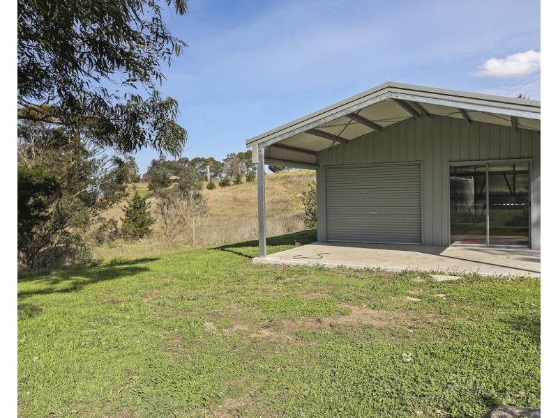 5 Miners Close, Bega NSW 2550
