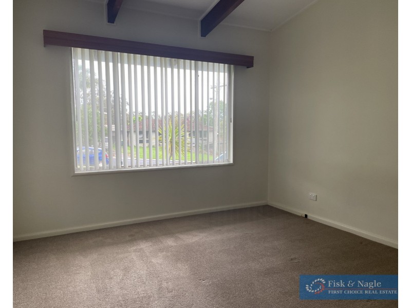 10 Glebe Avenue, Bega NSW 2550