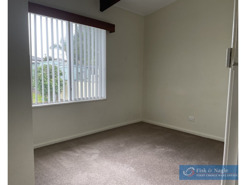 10 Glebe Avenue, Bega NSW 2550