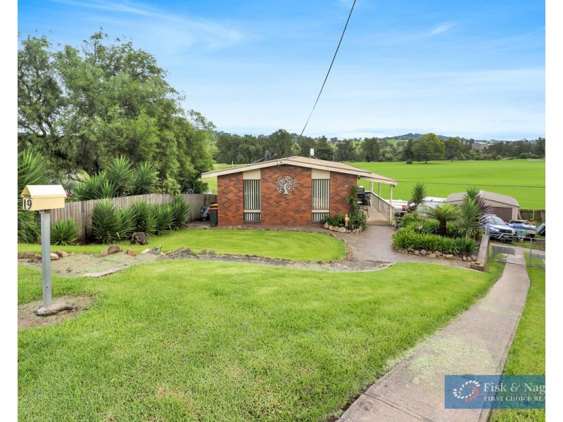 19 Kooringal Place, Bega NSW 2550