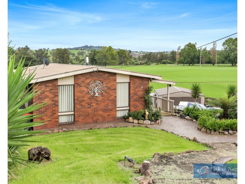 19 Kooringal Place, Bega NSW 2550