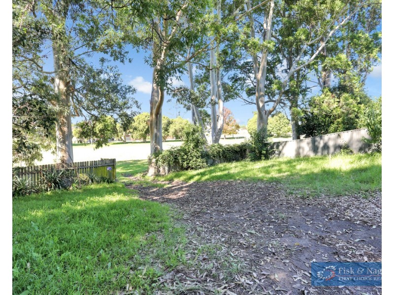 52 Meringo Street, Bega NSW 2550