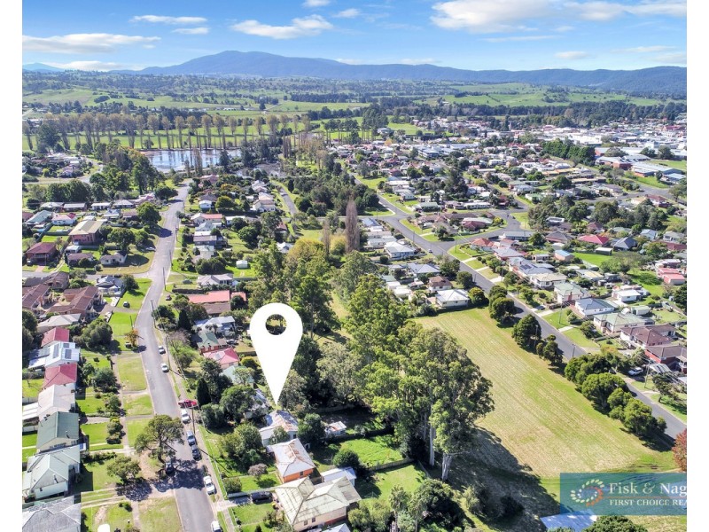 52 Meringo Street, Bega NSW 2550