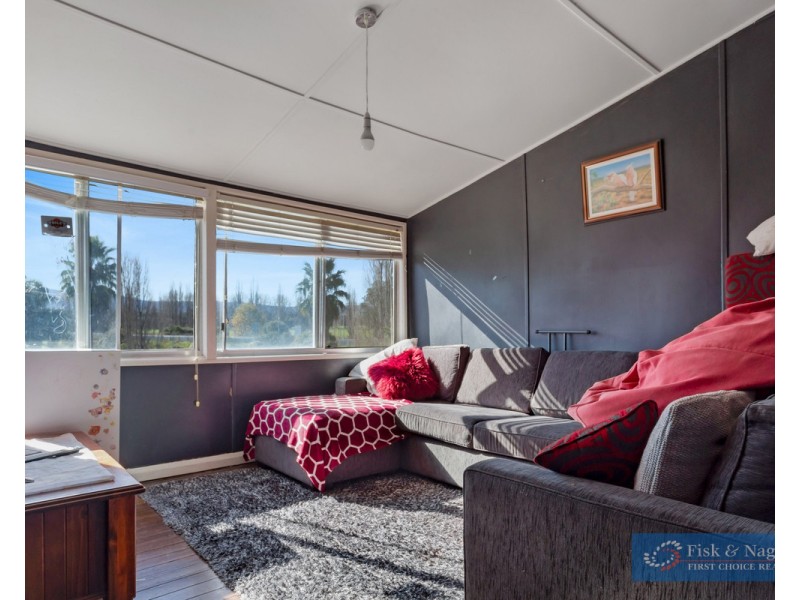 9 Kooringal Place, Bega NSW 2550