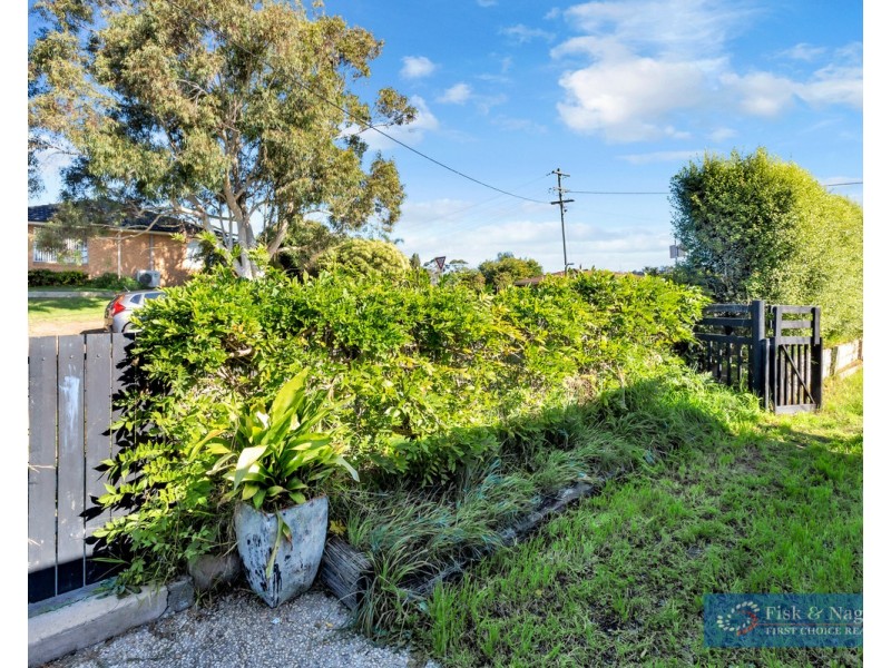 9 Kooringal Place, Bega NSW 2550