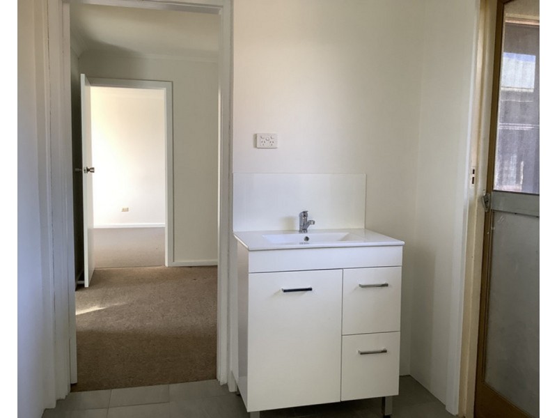 1/20 Little Bega Street, Bega NSW 2550