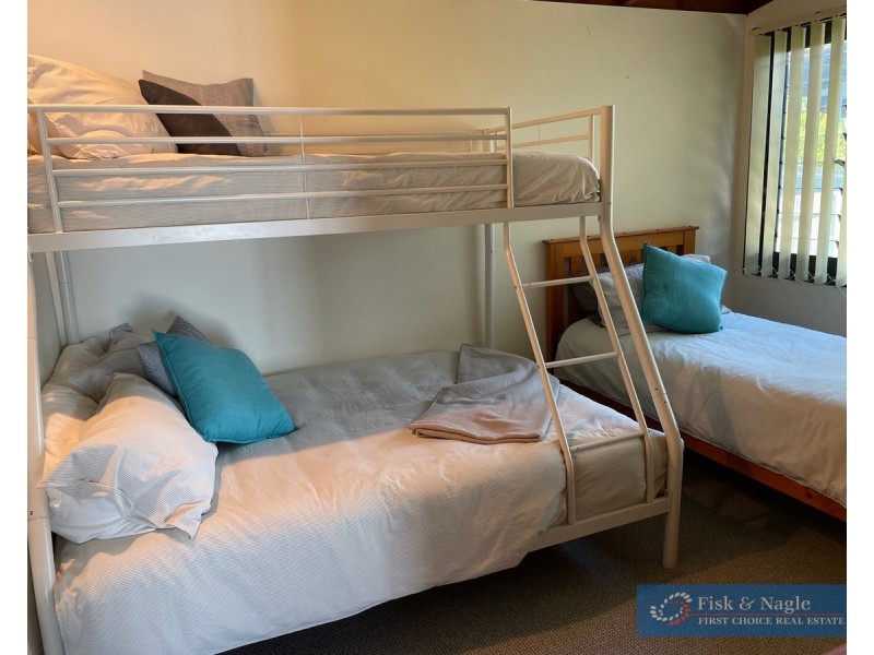 15 Surf Circle, Tura Beach NSW 2548