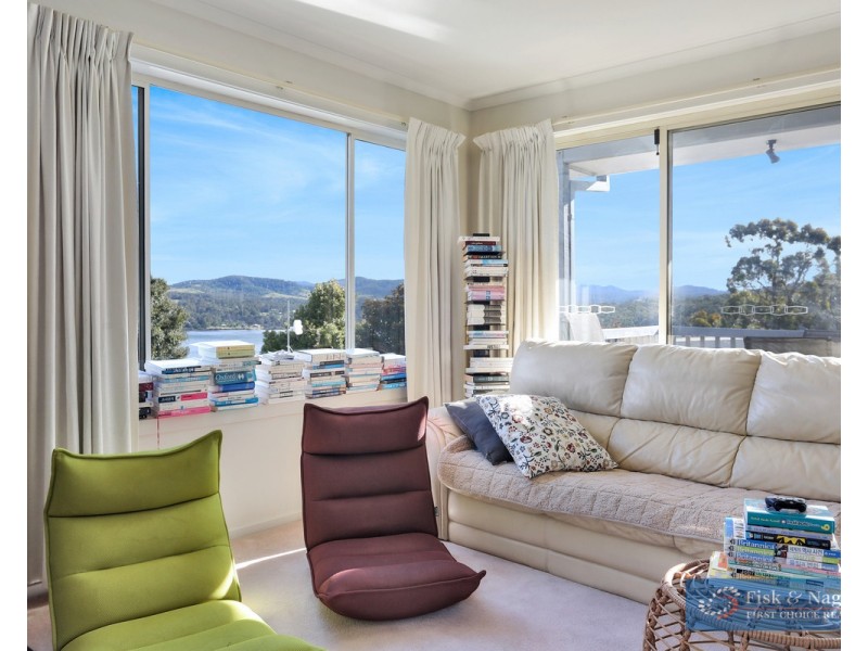 11 Lakewood Drive, Merimbula NSW 2548