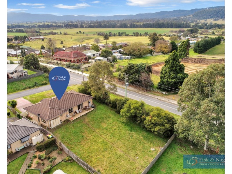 2 Howard Avenue, Bega NSW 2550