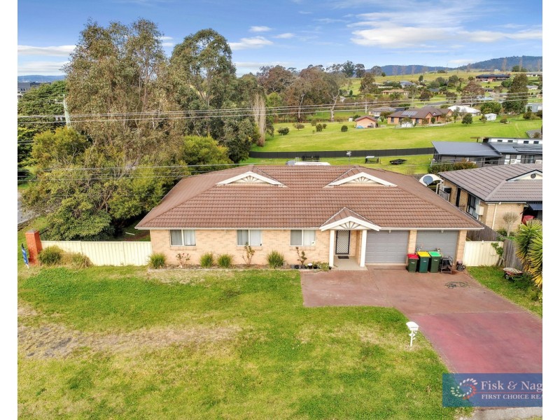 2 Howard Avenue, Bega NSW 2550