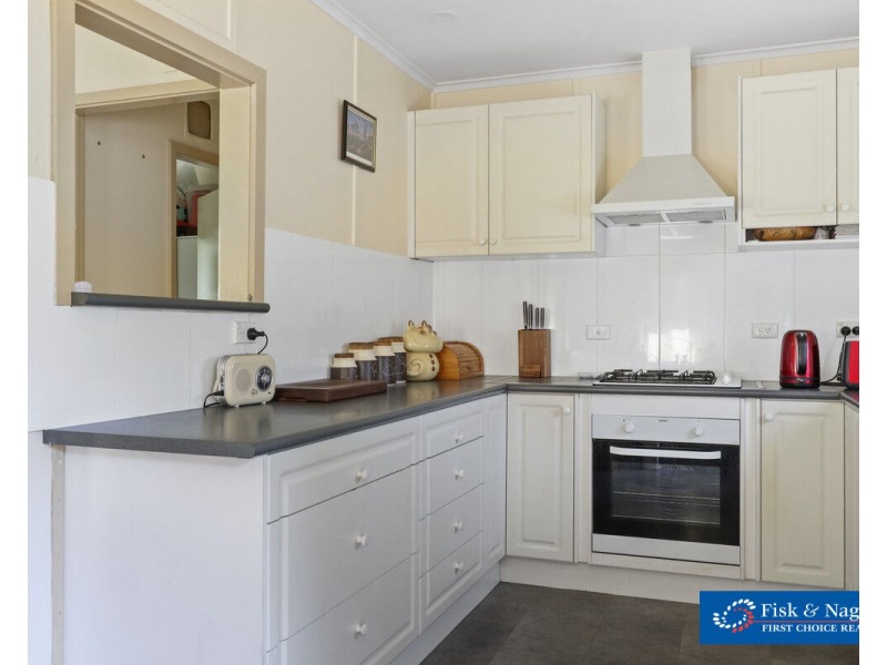 9 Bunyarra Drive, Bega NSW 2550