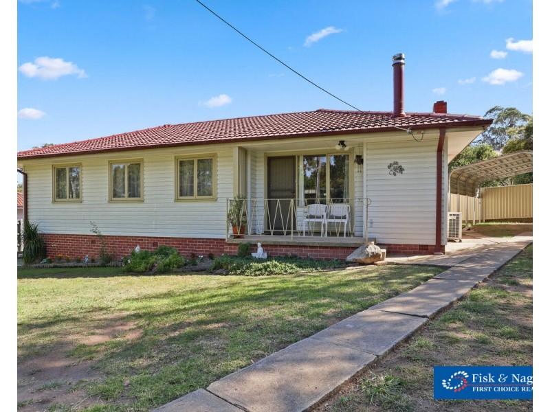 9 Bunyarra Drive, Bega NSW 2550