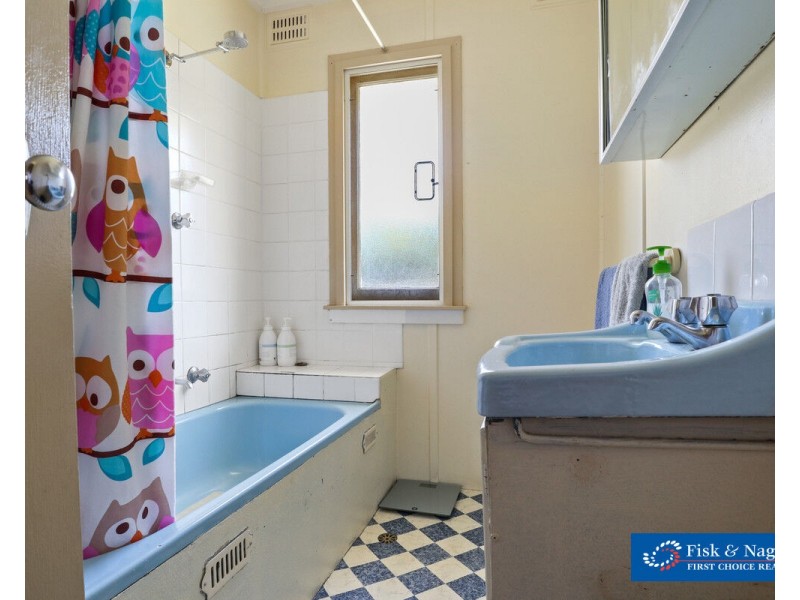 9 Bunyarra Drive, Bega NSW 2550