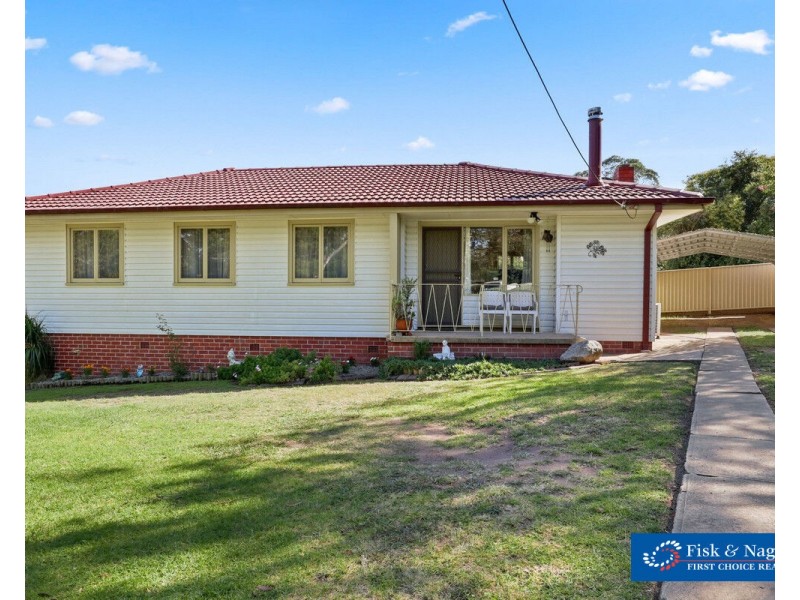 9 Bunyarra Drive, Bega NSW 2550