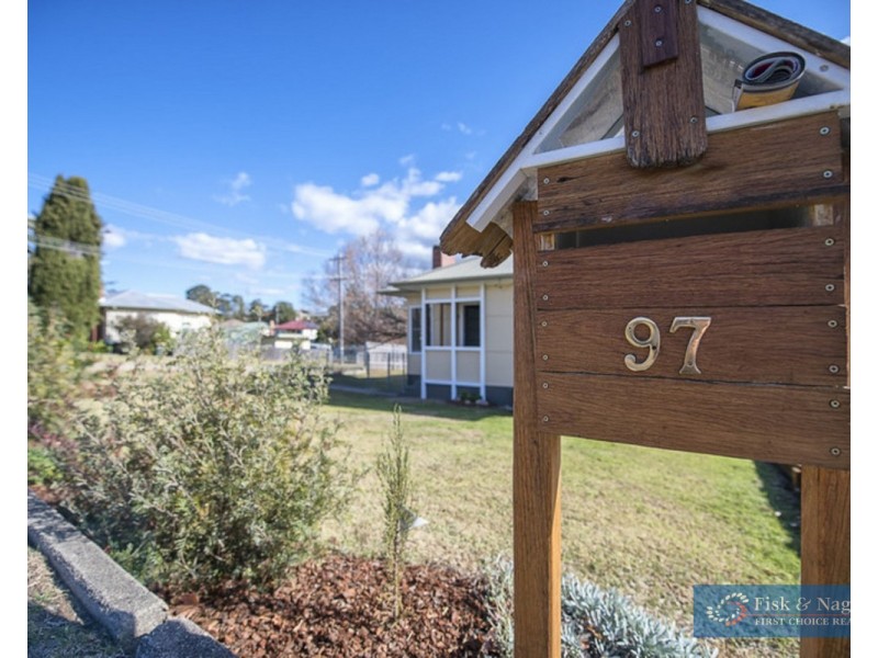 97 Ravenswood Street, Bega NSW 2550