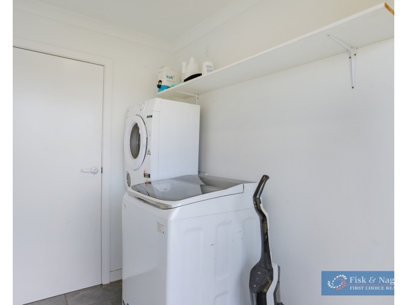 6 Howard Avenue, Bega NSW 2550
