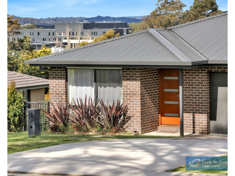 6 Howard Avenue, Bega NSW 2550