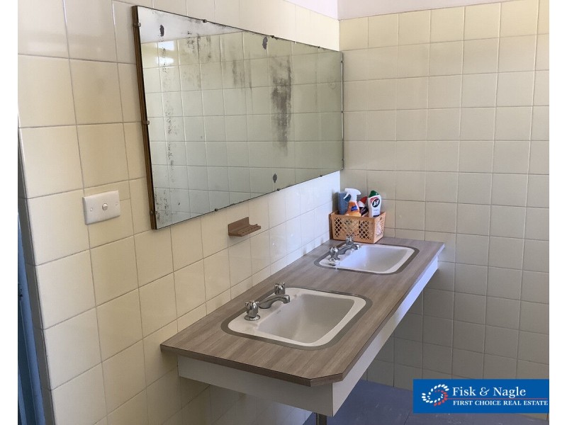 1/98 Carp Street, Bega NSW 2550