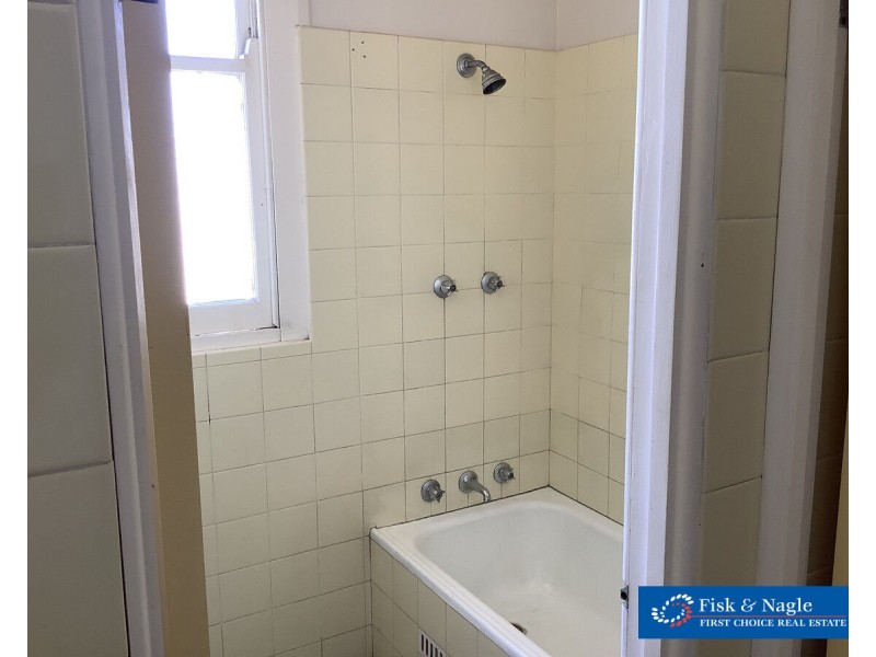 1/98 Carp Street, Bega NSW 2550