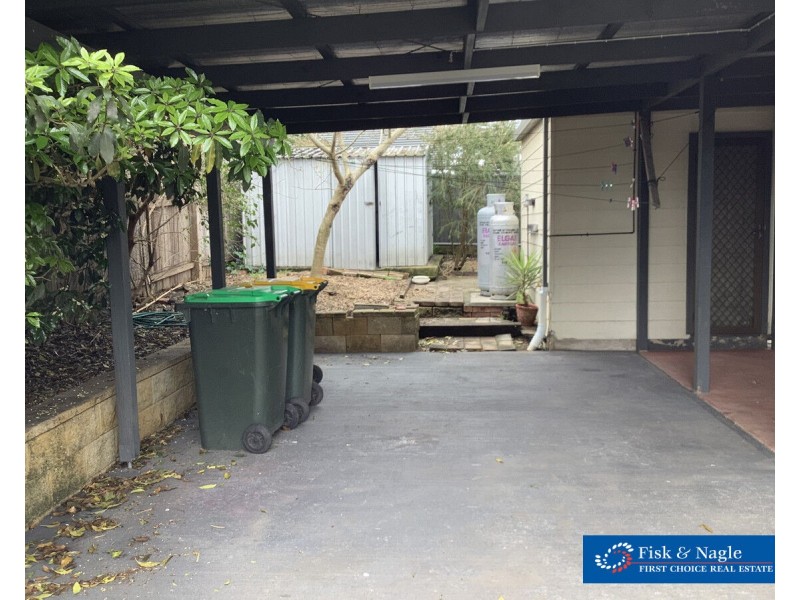 4 Minyama Parade, Bega NSW 2550