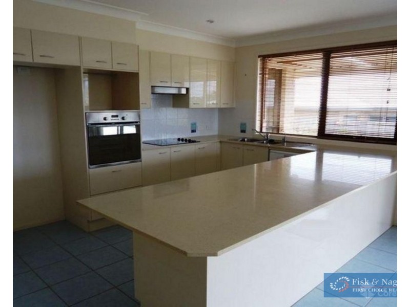 5 Yuin Place, Bega NSW 2550