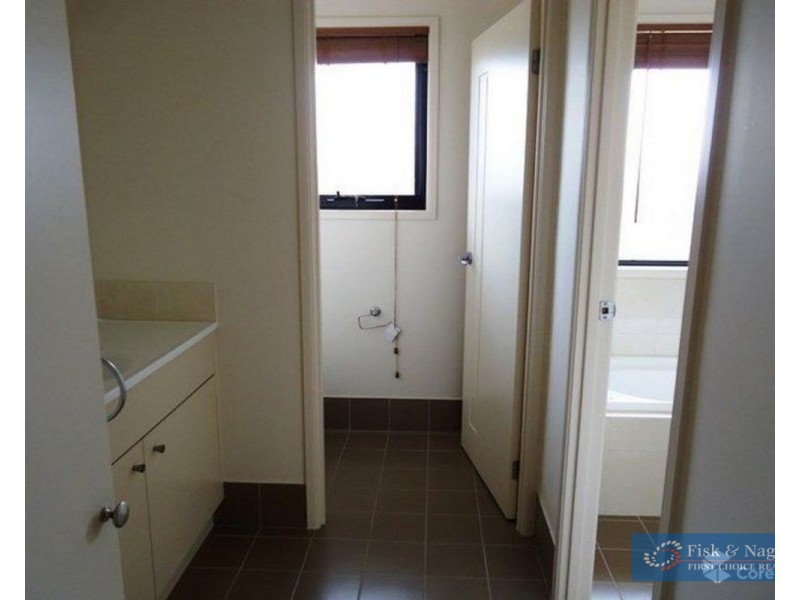 5 Yuin Place, Bega NSW 2550