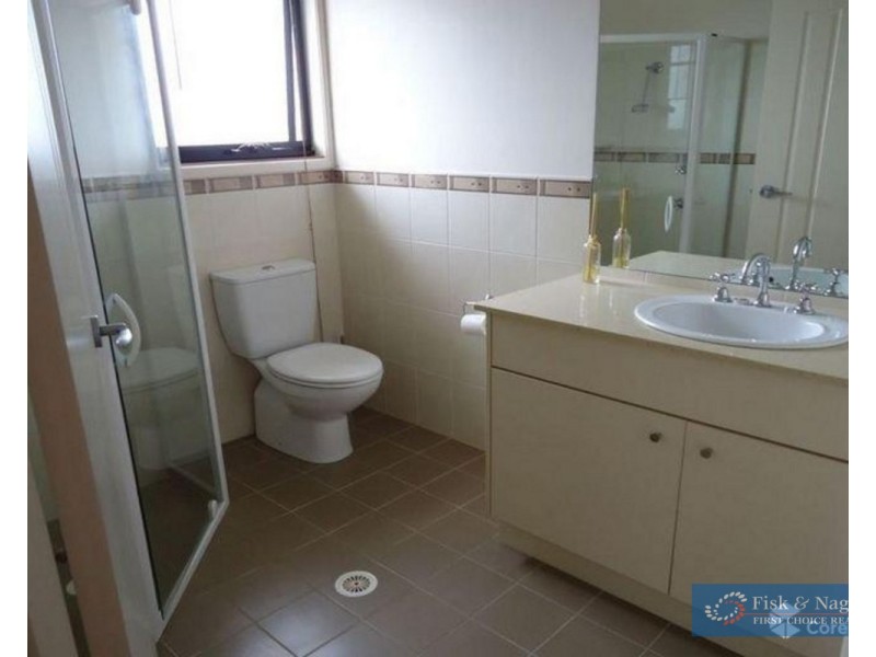 5 Yuin Place, Bega NSW 2550