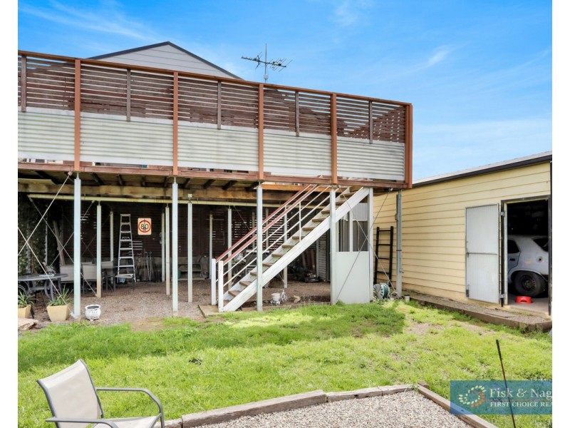 52 Valley Street, Bega NSW 2550