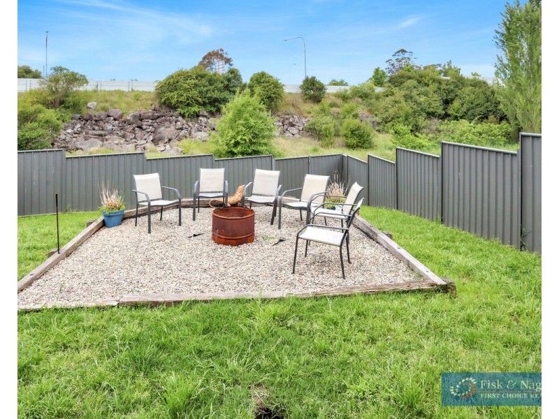 52 Valley Street, Bega NSW 2550