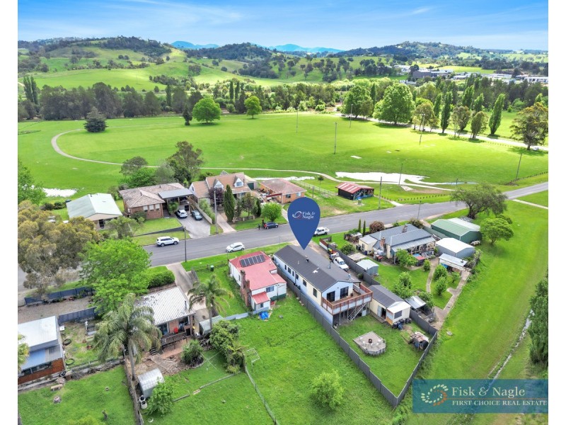 52 Valley Street, Bega NSW 2550