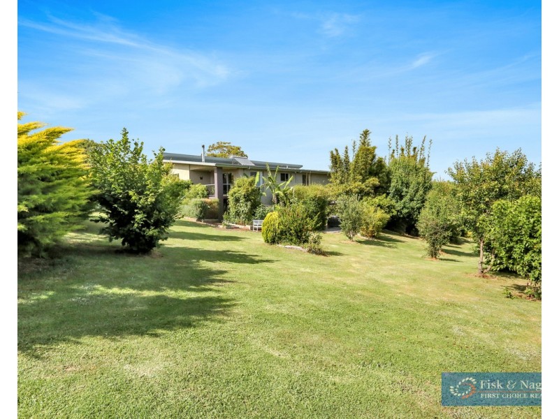 64 Glen Mia Drive, Bega NSW 2550