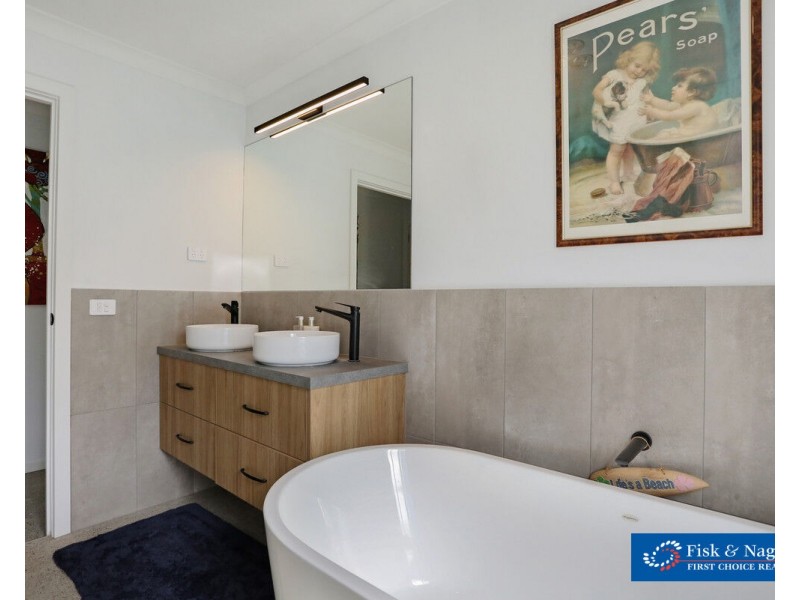 365 Peak Hill Road, Buckajo NSW 2550