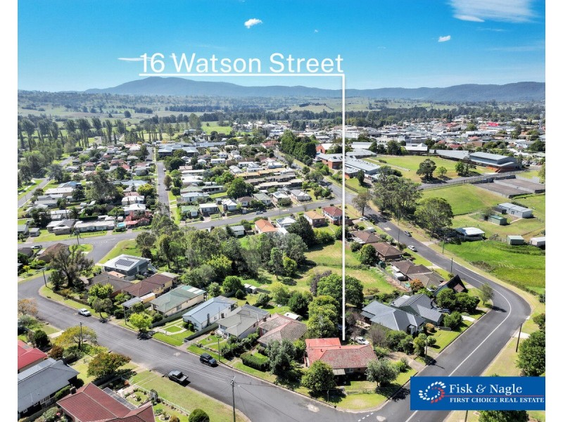 16 Watson Street, Bega NSW 2550