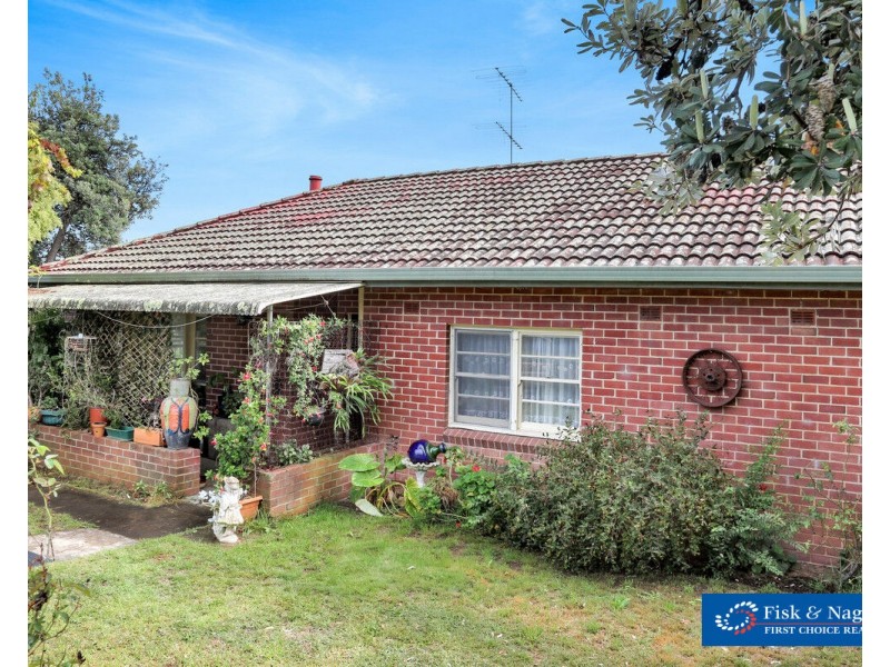 16 Watson Street, Bega NSW 2550