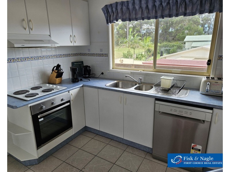 284 Pacific Way, Tura Beach NSW 2548