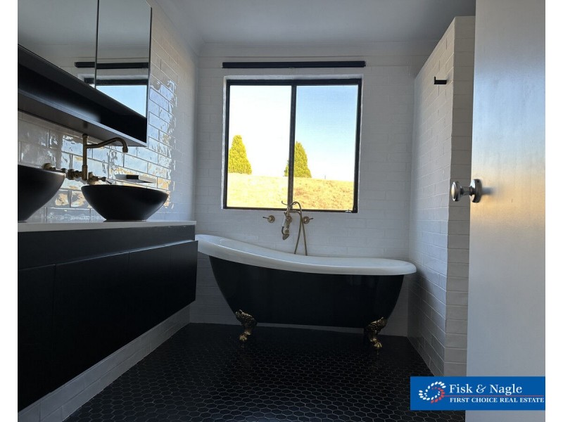 18 Black Range Road, Black Range NSW 2550