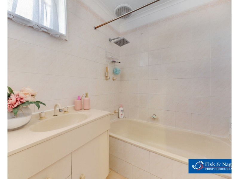 3 Blomfield Avenue, Bega NSW 2550