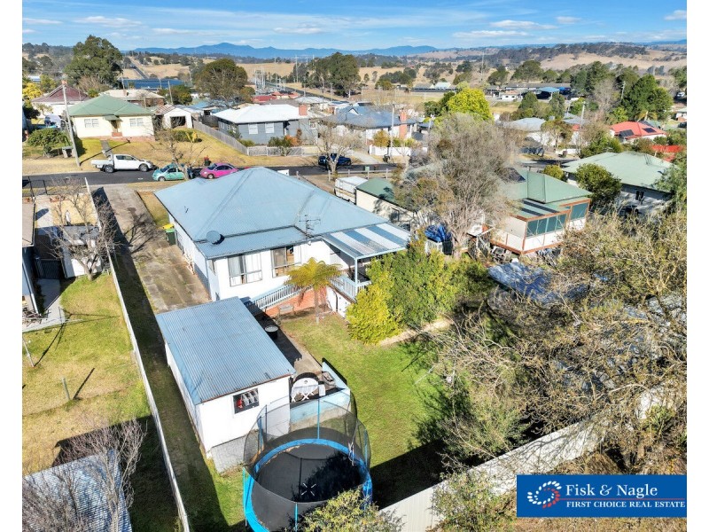 3 Blomfield Avenue, Bega NSW 2550