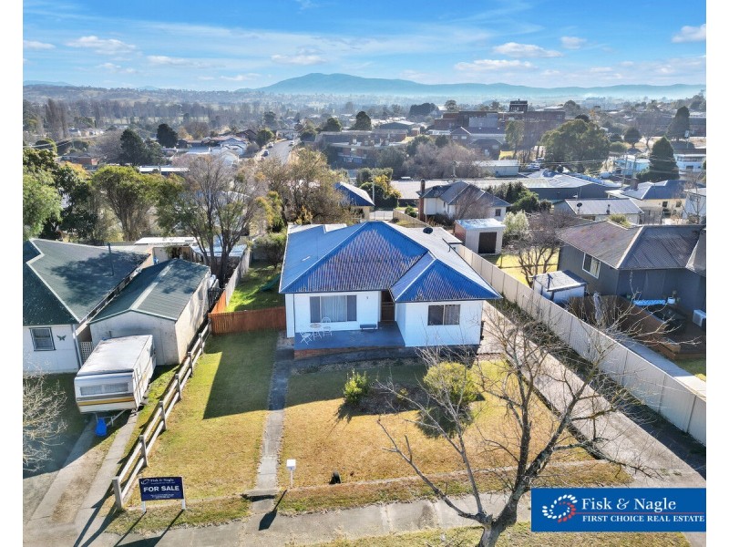3 Blomfield Avenue, Bega NSW 2550