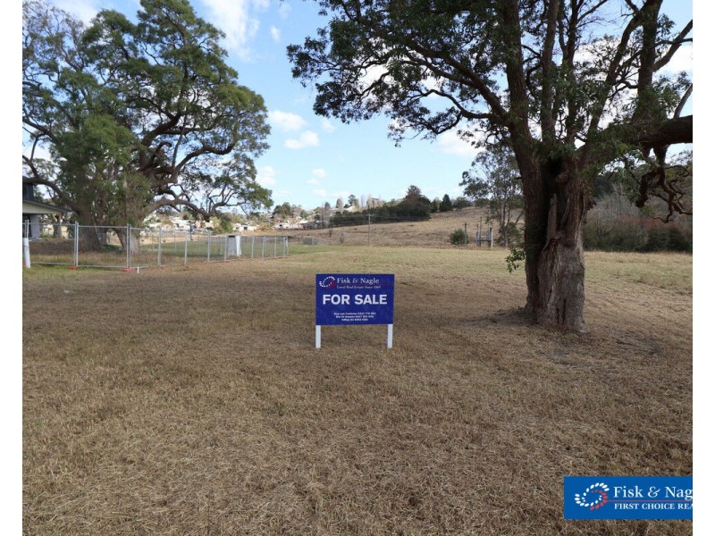 3 Sea Lace Place, Bega NSW 2550